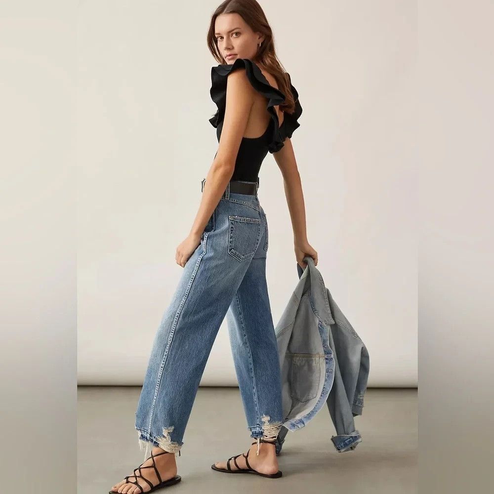 AMO Sophie Crop Runway Destroy Straight Leg Chewed Hem Jeans  Size 27  High-Rise